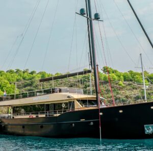 Difference Between Crewed and Bareboat Yacht Charters in Croatia